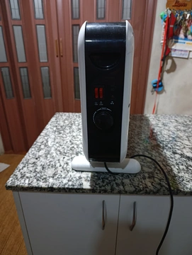 Calefactor Convector Eléctrico Liliana CFB17 2000W con Forzador
